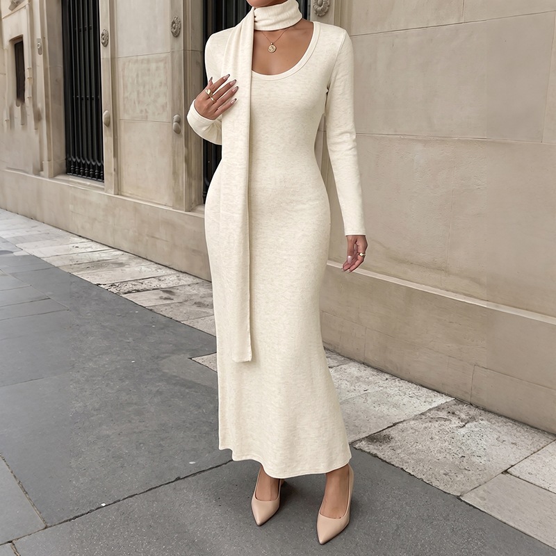 Bodycon Long Sleeve Ribbed Dress - Elegancka, prążkowana sukienka maxi z długim