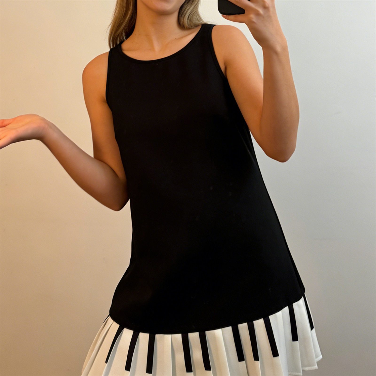 Damska sukienka mini w stylu Y – Y2K Backless Halter Mini Dress recenzja i cena